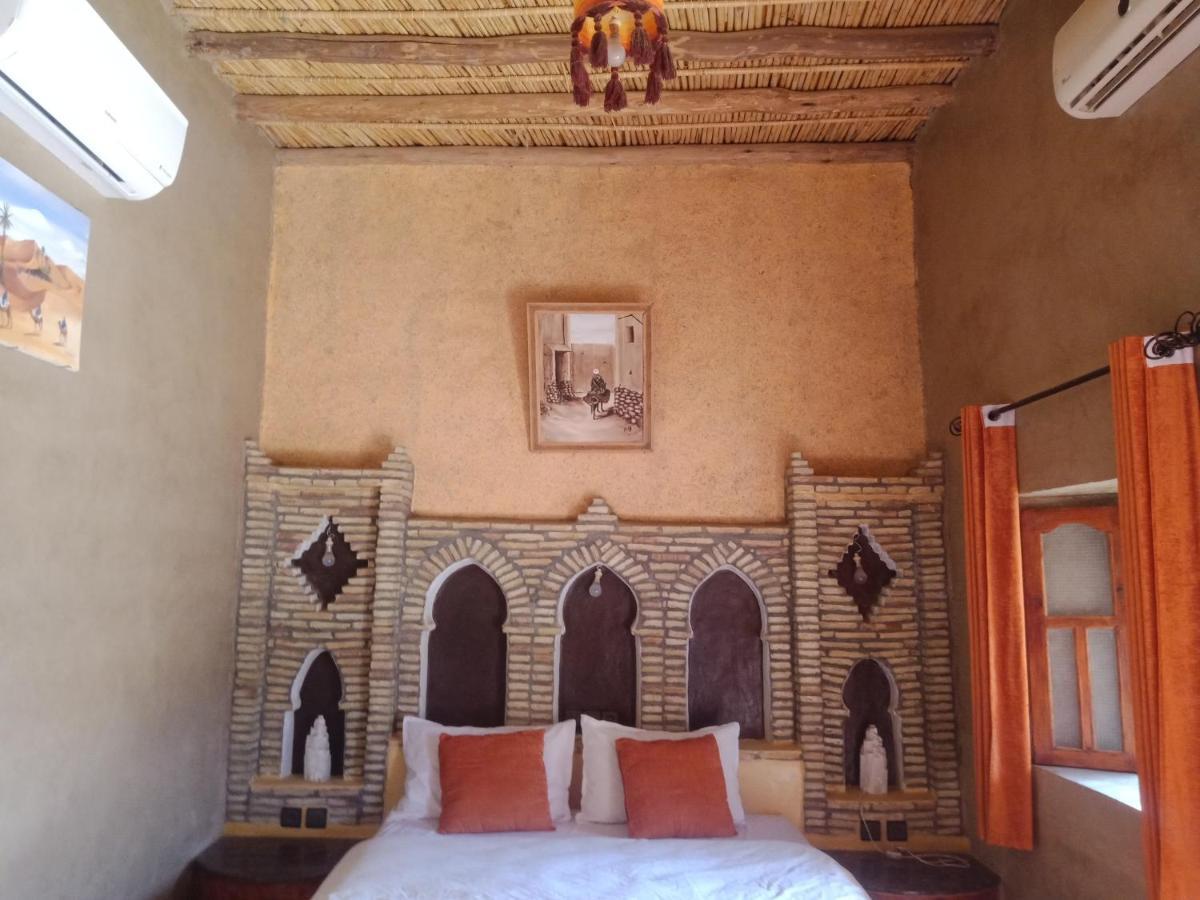 Hotel Riad Le Petit Prince Мерзуга Экстерьер фото